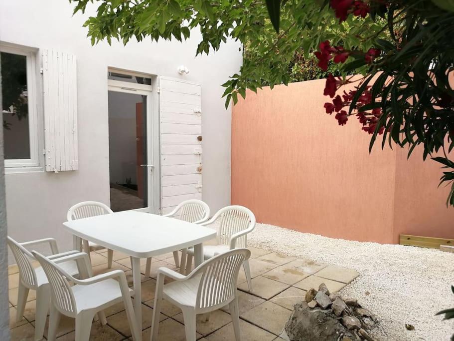 Villa Au Calme Avec Exterieur Et Parking Gratuit Aux Portes D'Aix Et Marseille Emplacement Ideal Экстерьер фото
